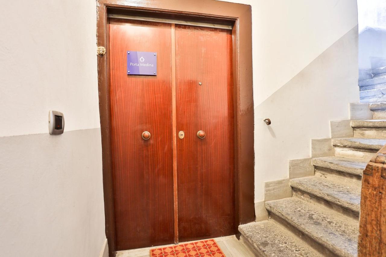 Porta Medina Apartment Неаполь Экстерьер фото